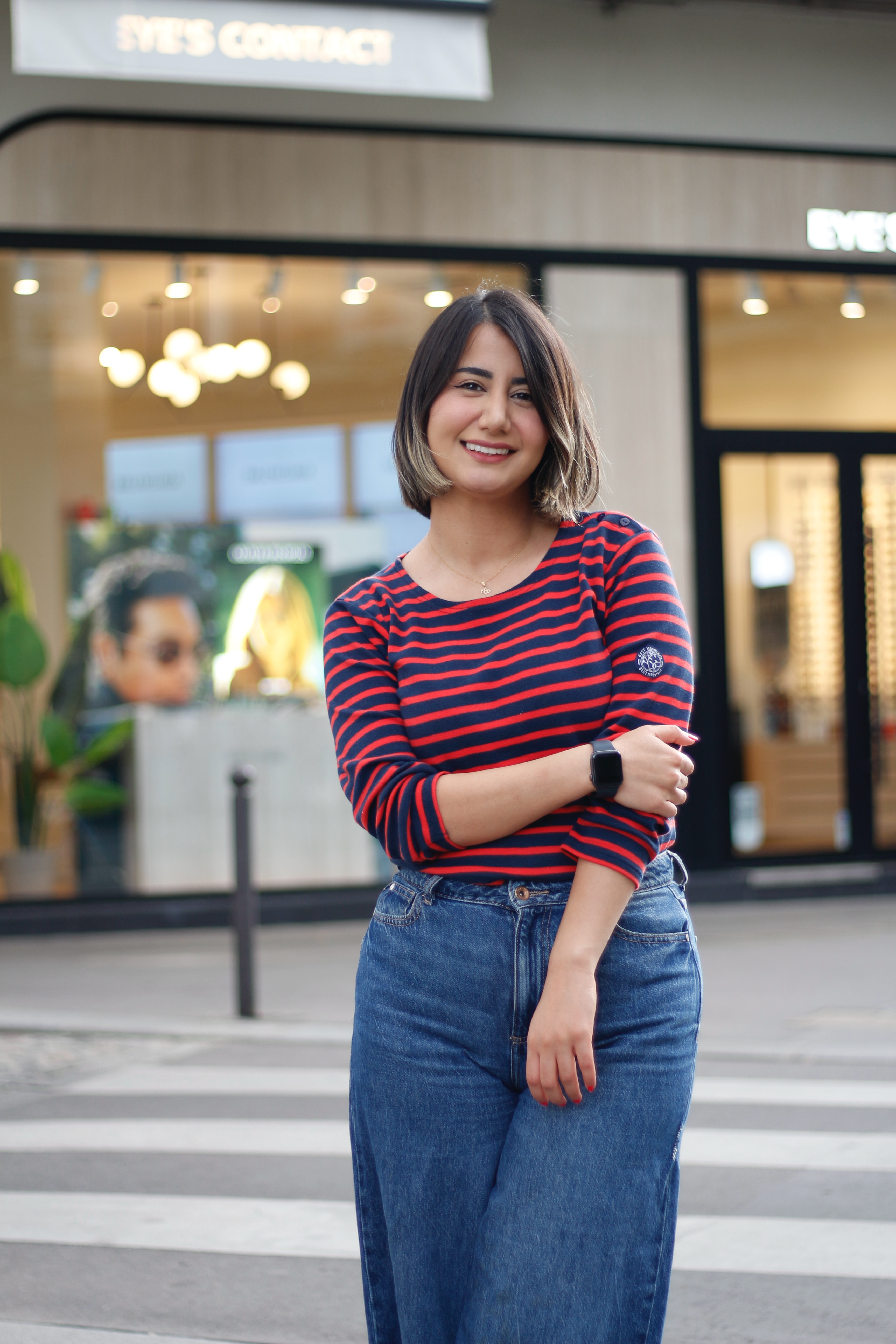 پروفایل نیلوفر آقابابایی